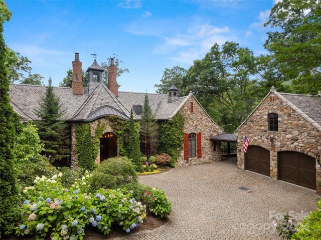 $3,895,000 | 4 Wood Lily Trail | Cliffs at Walnut Cove