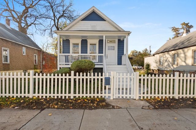 $219,900 | 7034 South Wallace Street | Englewood