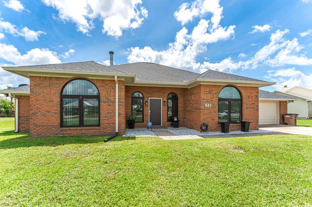 $625,000 | 631 Gulf Aire Drive