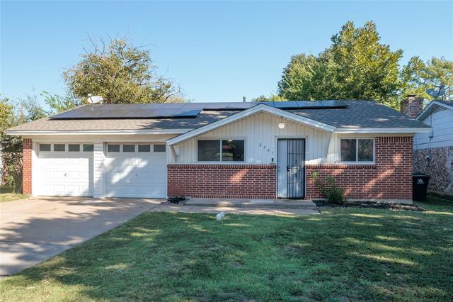 $249,900 | 2907 Buena Vista Drive | Northeast Central Arlington