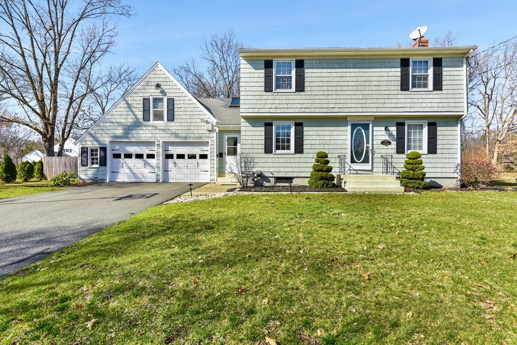 322 Wolf Swamp Road, Longmeadow, Ma 01106 