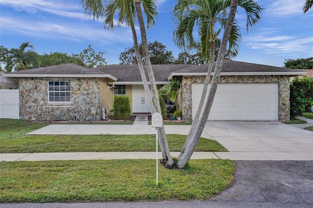 $639,000 | 1830 Northwest 95th Avenue | Pembroke Pines