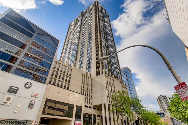 $240,000 | 1122 North Clark Street, Unit 2209 | Near North Side