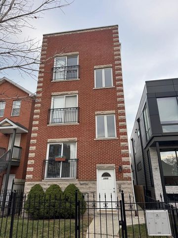 $2,500 | 1505 North Talman Avenue, Unit 3 | West Town