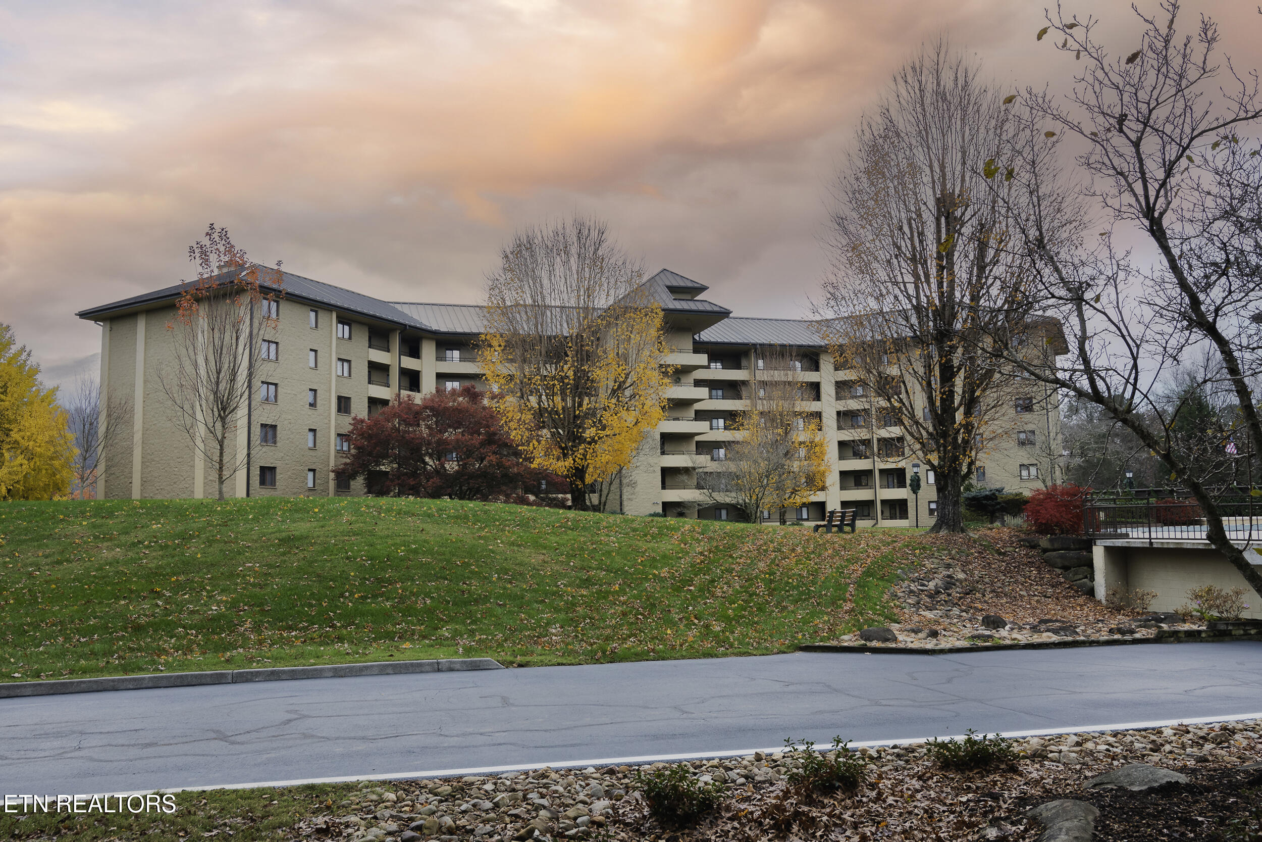 hidden hills exterior building