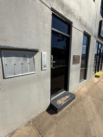 $1,395 | 3101 Commerce Street, Unit 202 | Deep Ellum