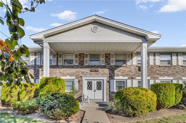 $249,999 | 20 Normandy Village, Unit 4 | Nanuet