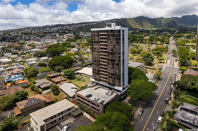 $399,000 | 2040 Nuuanu Avenue, Unit 1804 | Lower Nuuanu