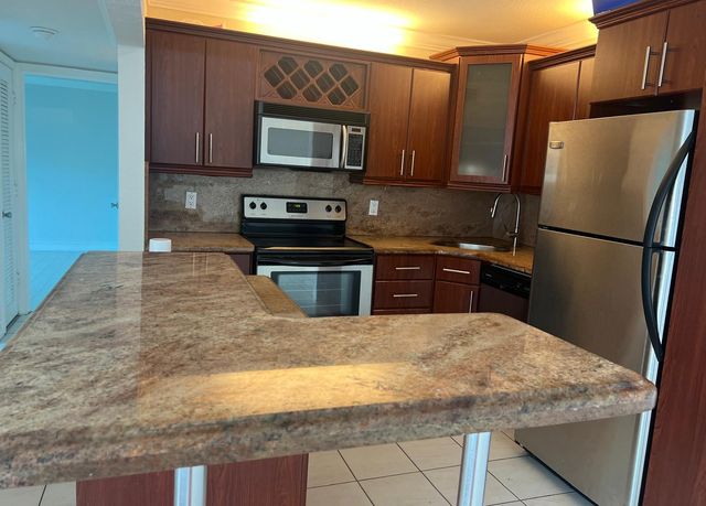 $2,100 | 708 Southeast 2nd Avenue, Unit 423 | Deerfield Beach