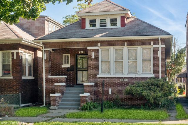 $268,000 | 8411 South Paxton Avenue | South Chicago