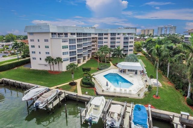 $4,200 | 270 North Collier Boulevard, Unit 302 | South Seas North Condominiums of Marco Island