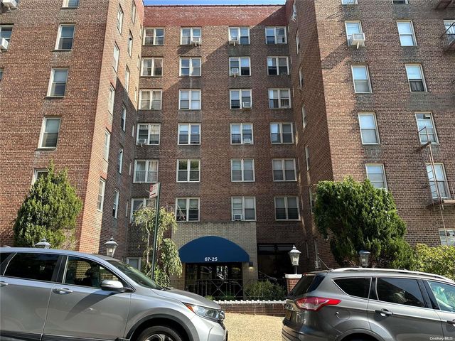 $479,000 | 67-25 Dartmouth Street, Unit 6J | Rego Park