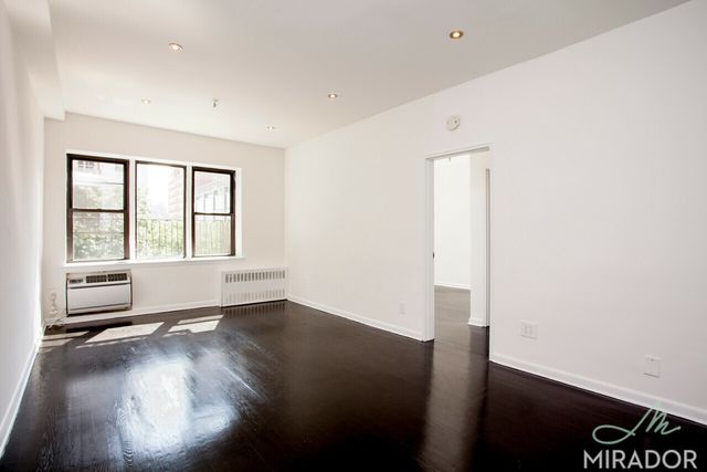 $3,100 | 1435 York Avenue, Unit 5F | Lenox Hill