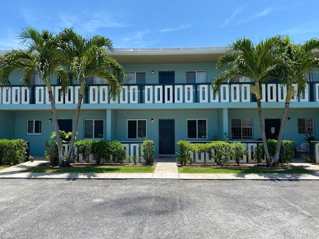 $1,725 | 306 East Ocean Avenue, Unit 106 | Boynton Town Center