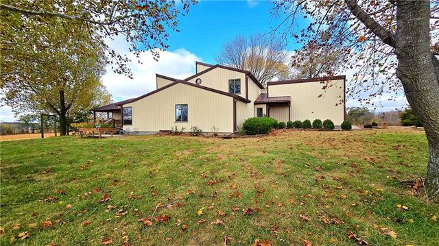 $625,000 | 2294 Cavalry Road | Drywood Township - Bourbon County