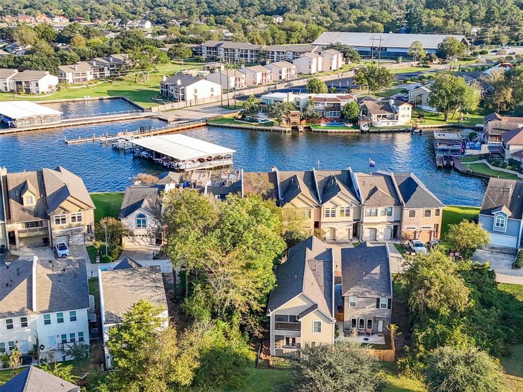 Great location! Across the street from Lake Conroe.