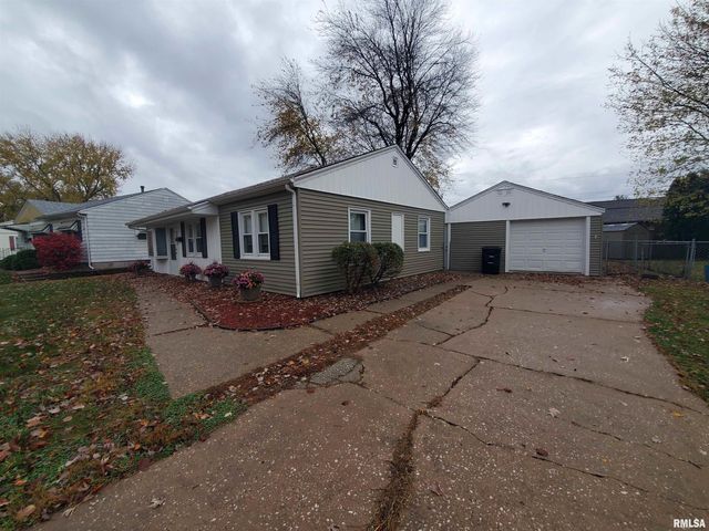 $139,900 | 2820 38th Avenue | Blackhawk