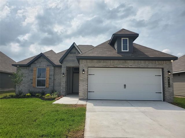 $314,900 | 1418 Lk Rdg Drive