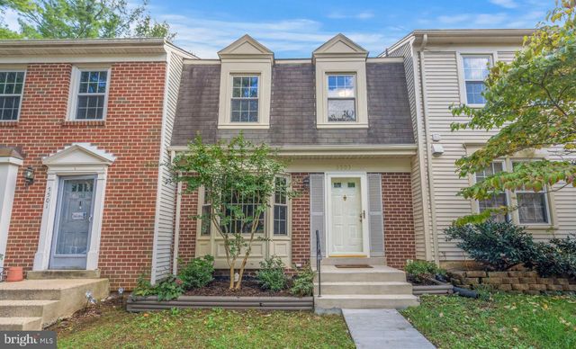 $3,200 | 5503 Akridge Court | Kings Park West