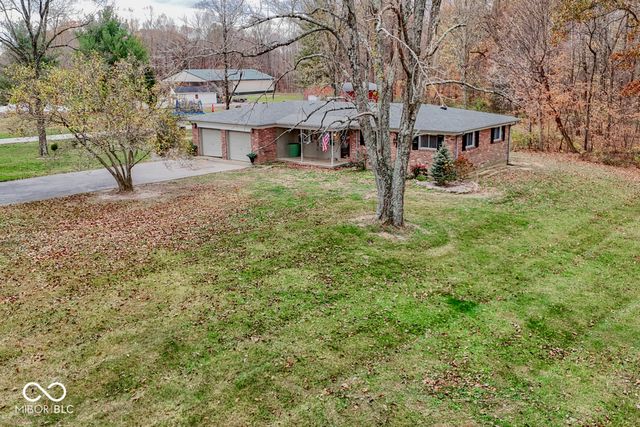 $500,000 | 8190 Beech Grove Road | Clay Township - Morgan County