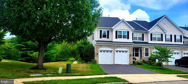 $669,900 | 134 Portsmouth Circle | Thornbury Township - Delaware County