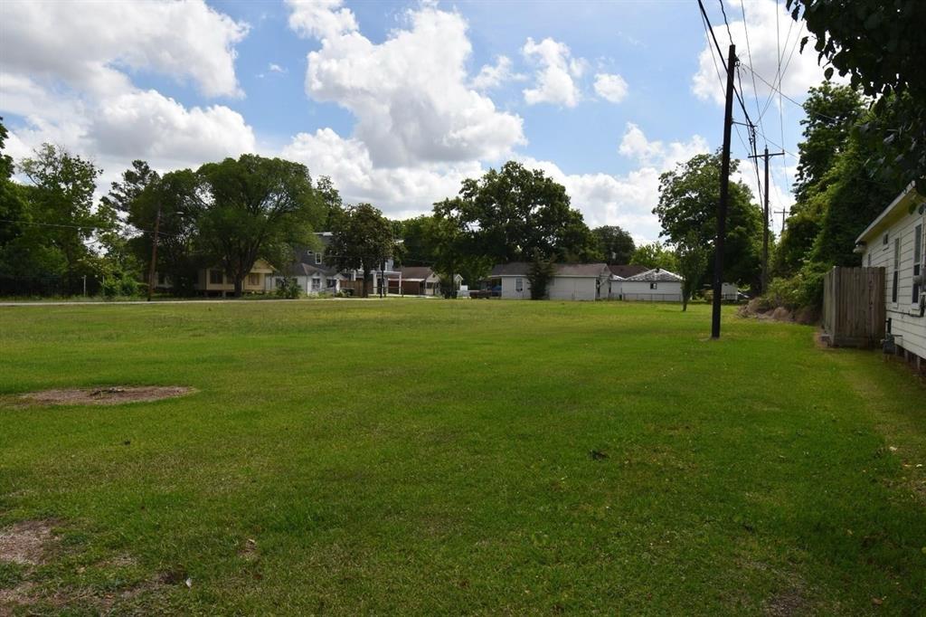 a view of a green field