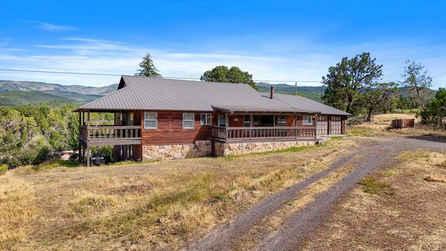 $650,000 | 19617 Surface Creek Road