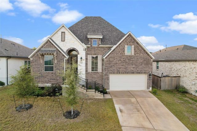 $579,900 | 323 Carolina Jasmine Drive