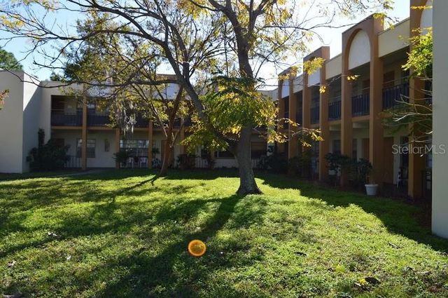 $1,300 | 5600 1st Street North, Unit 8 | Edgemoor