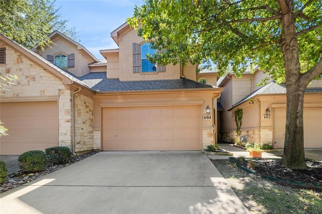 $375,000 | 604 Rosemead Drive | Euless