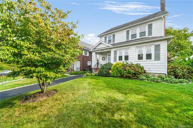 $780,000 | 34 Otsego Avenue | Huguenot Park