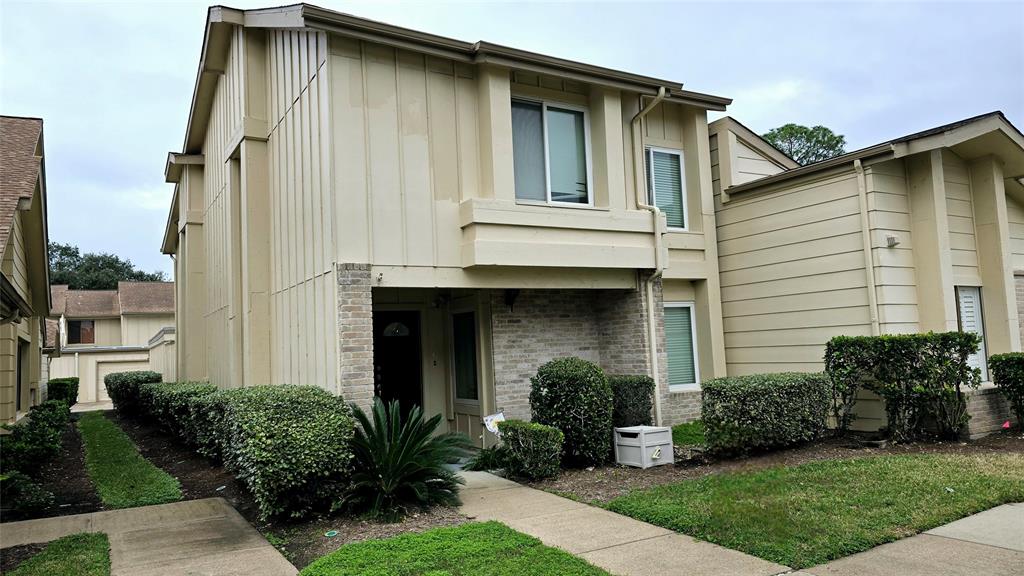 2826 Westchase Dr. #31