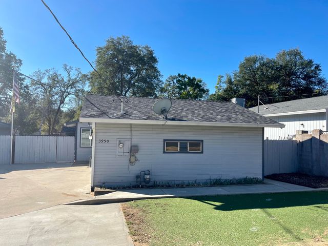 $289,000 | 3950 La Mesa Avenue | Shasta Lake