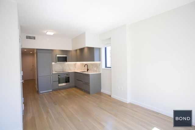 $4,647 | 515 East 86th Street, Unit 609 | Upper East Side