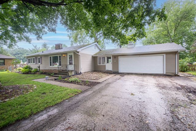 $172,000 | 11 Erin Lane | Aroma Township - Kankakee County