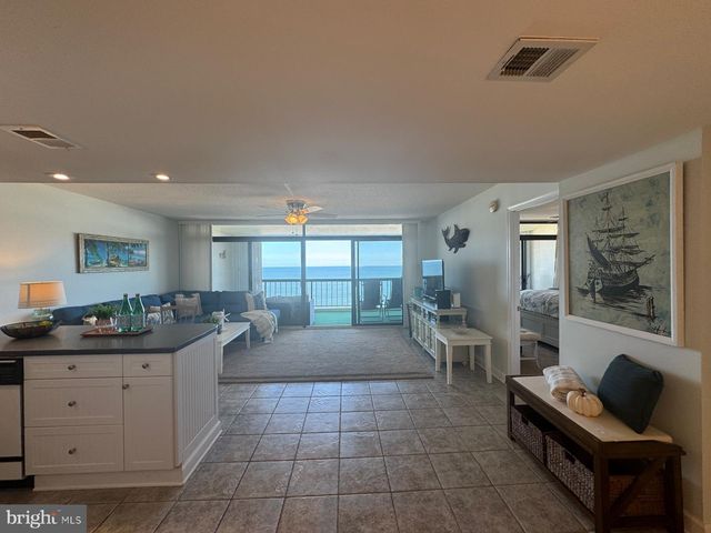 $689,900 | 11100 Coastal Highway, Unit 1302 | Ocean City