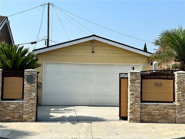 $3,200 | 1818 West 152nd Street | South Compton