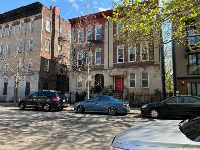 $1,800,000 | 198 Hawthorne Street | Prospect Lefferts Gardens