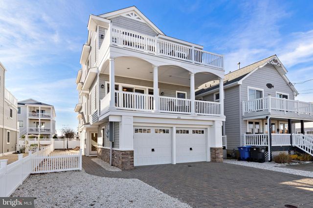 $2,399,000 | 220 Taylor Avenue | Long Beach Island