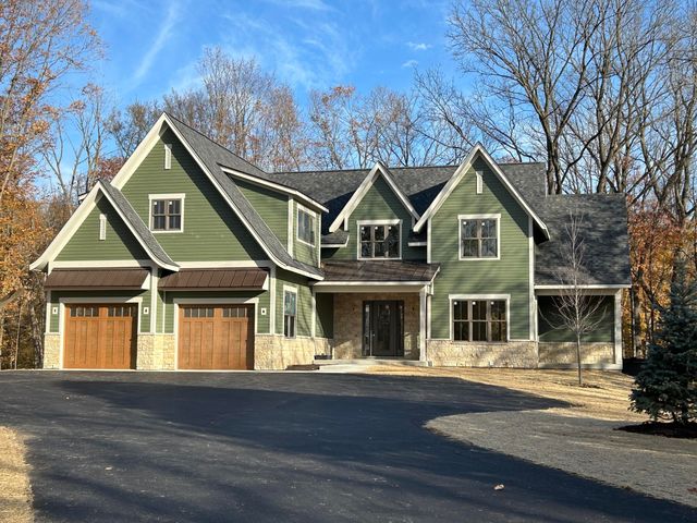 $3,100,000 | W3650 Snake Road | Linn