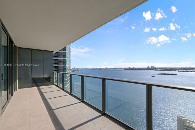 $990,000 | 650 Northeast 32nd Street, Unit 3203 | Edgewater