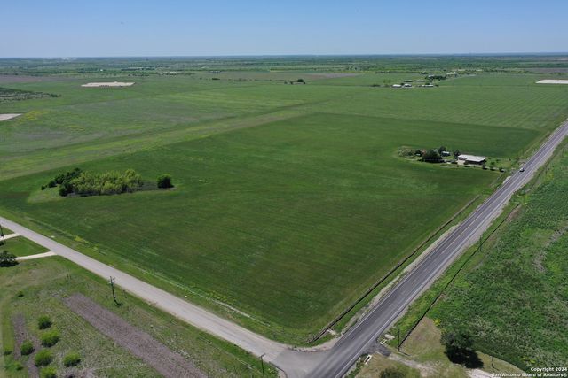 $600,000 | 14420 Farm To Market 99