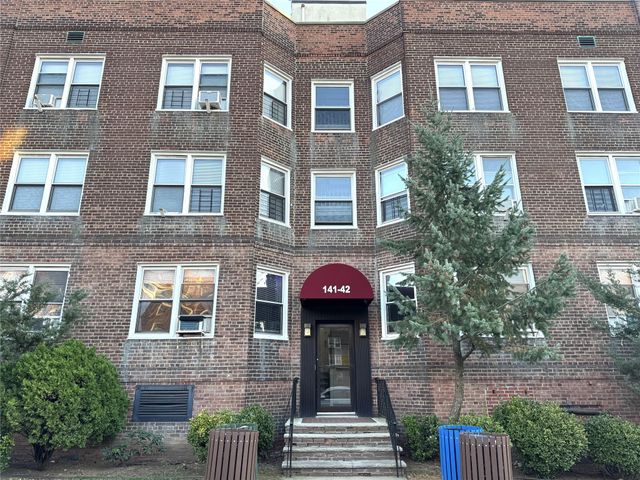 $2,400 | 141-48 78th Avenue, Unit 3H | Kew Gardens Hills