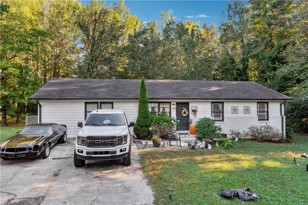 a car parked in front of a house