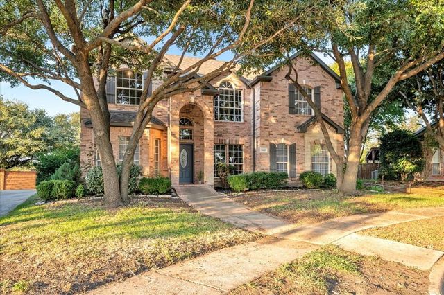 $619,000 | 1827 Peach Tree Court | Allen