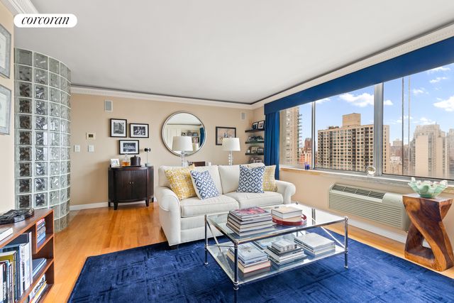 $700,000 | 353 East 72nd Street, Unit 28D | Lenox Hill