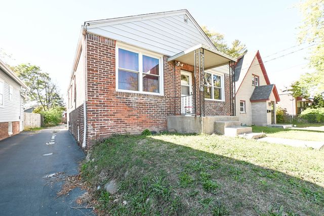 $225,000 | 512 Pine Street | Waukegan