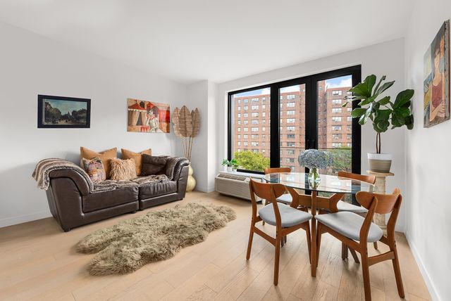 $550,000 | 181 East 101st Street, Unit 705 | East Harlem