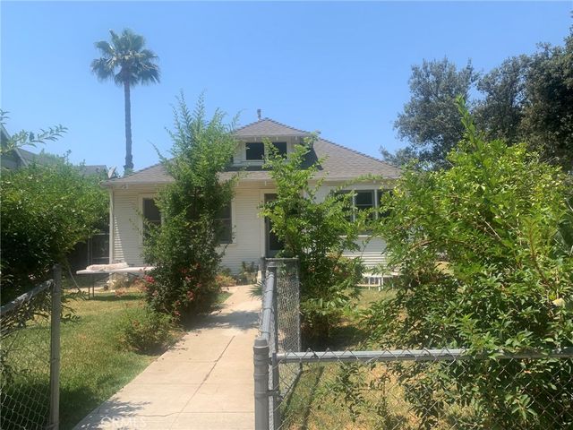 $2,000 | 473 North Euclid Avenue, Unit 2 | Northeast Pasadena