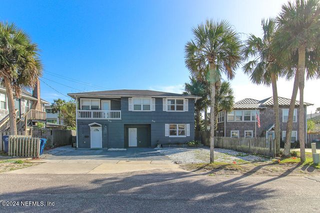 $3,900 | 215 Margaret Street, Unit 215 | Jax Beach Park